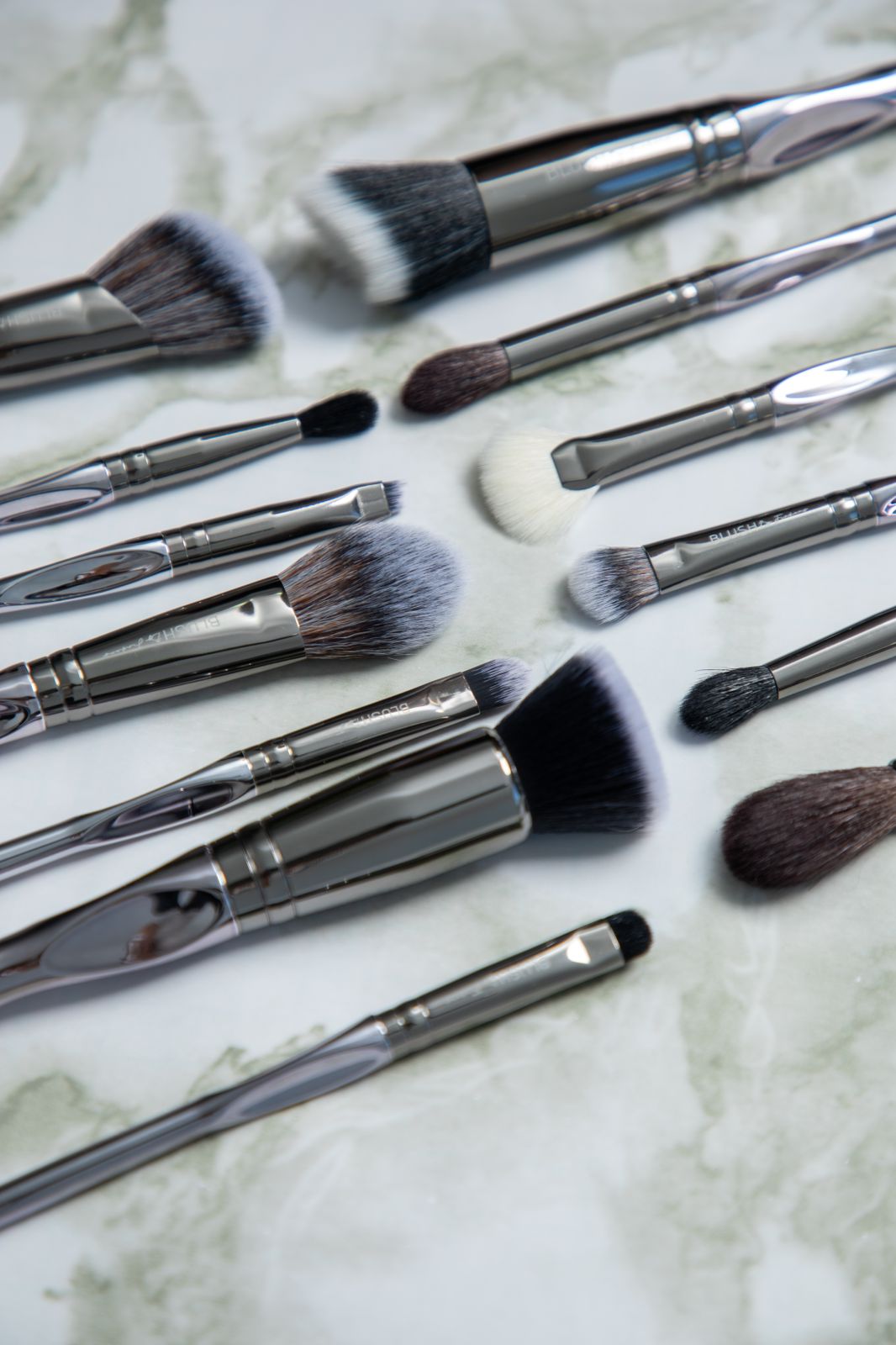 Full Face Brush Set + Bag